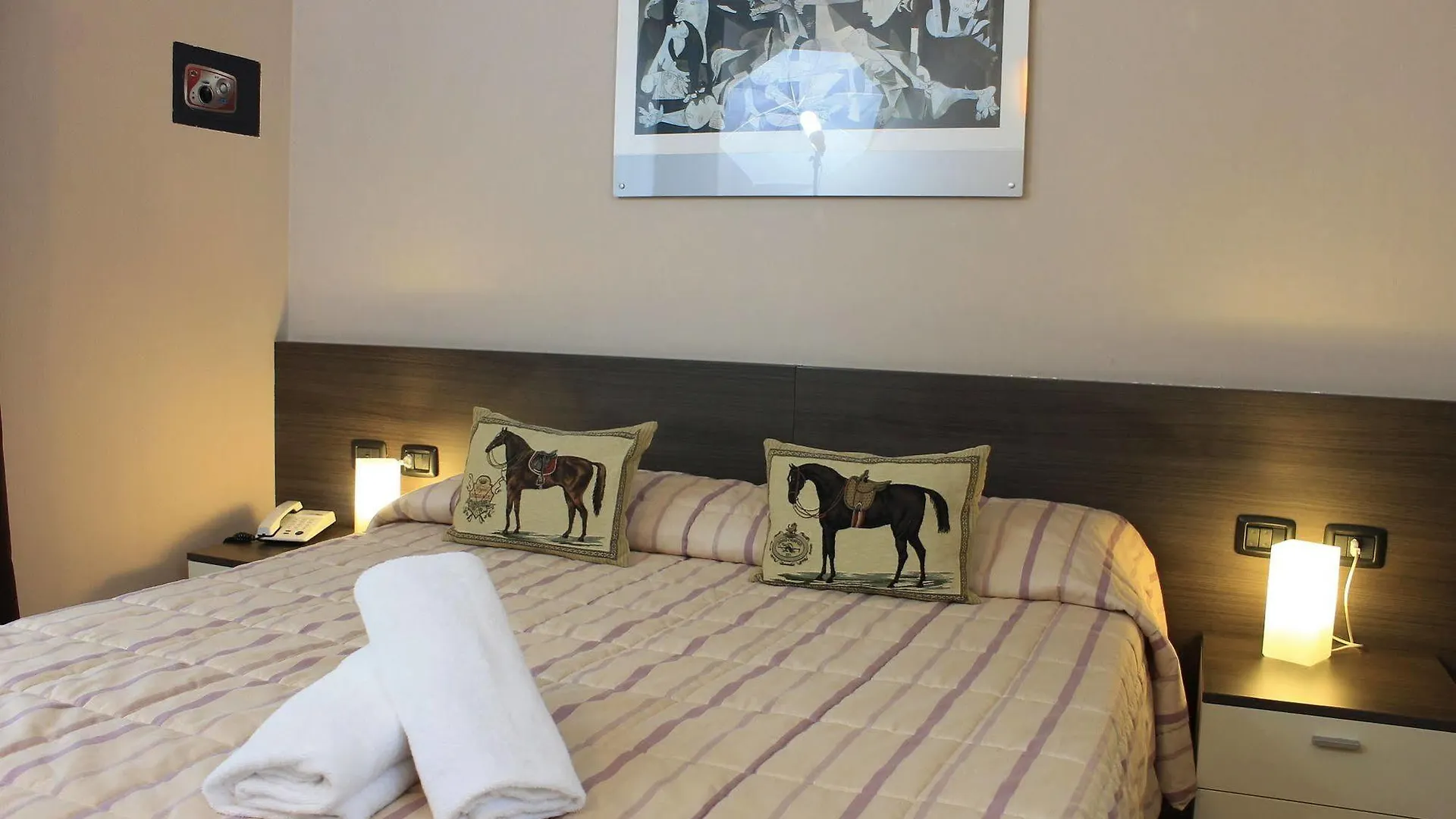 Eq Hotel Travagliato Italie